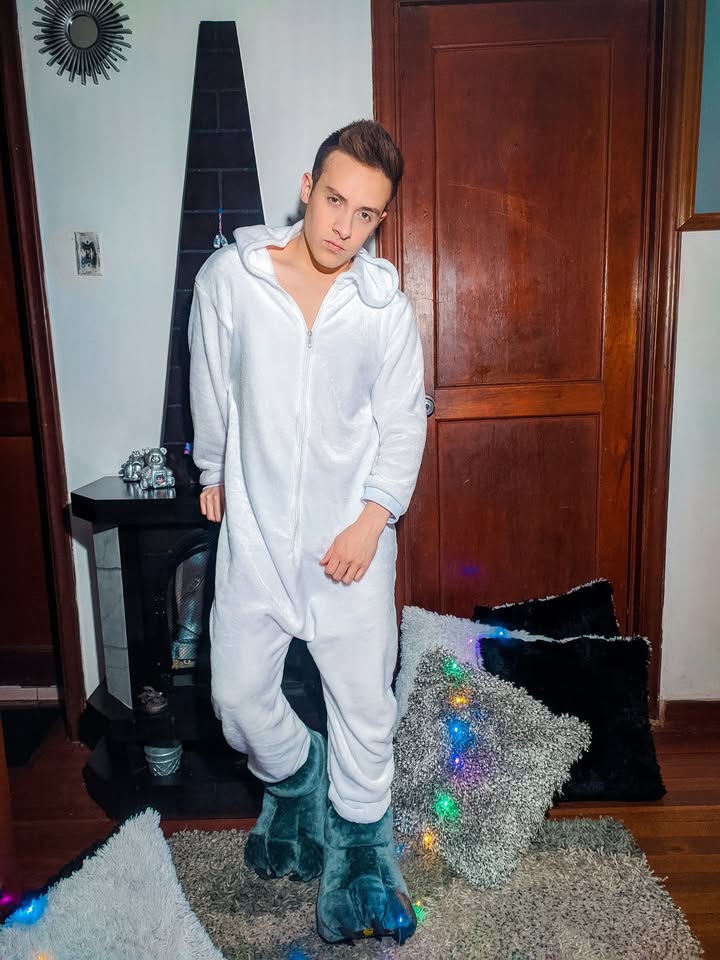 Kigurumi O Pijama Térmica Oso Escandaloso Polar